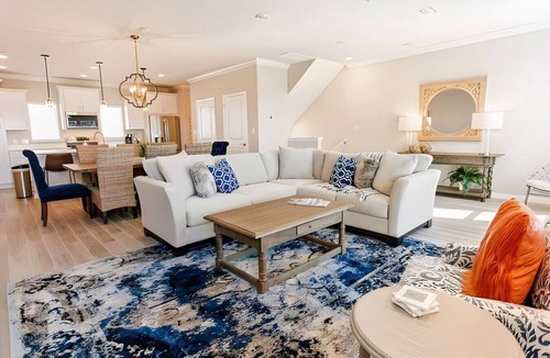 Ono Island Villa | gulf views-private beach club-sleeps 8-kitchen