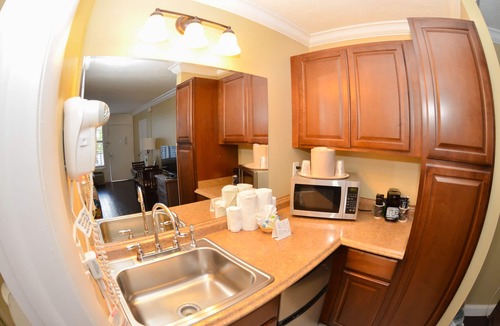 Moorings Hotel | Gulfcoast Inn Naples