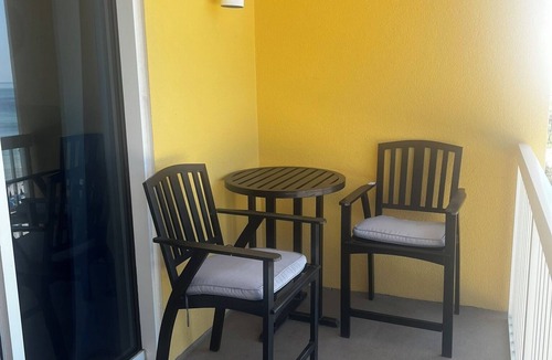Panama City Beach Condo | Gulffront 1BR at Calypso – King Bed, Sleeps 6. The best time to book is now!