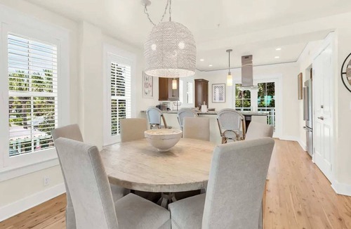 Gulf District Apartment | Gulffront Elegance in WaterColor