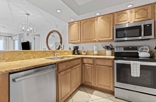 Whitney Beach Condo | Gulfside Comfort – Beach Castle #4 by RVA