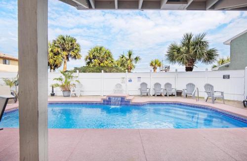 Lower Grand Lagoon Apartment | Gulfside Condos #1