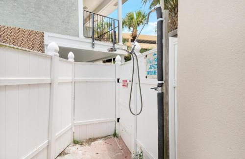 Lower Grand Lagoon Apartment | Gulfside Condos #1