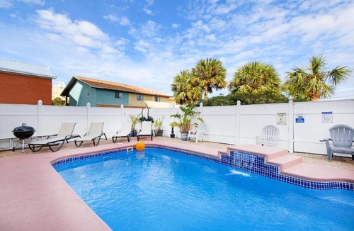 Lower Grand Lagoon Apartment | Gulfside Condos #2