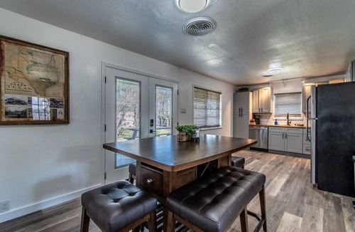 Bay Area House | Gulfside Getaway Awaits