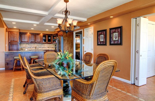 Corpus Christi Condo | Gulfstream Condos Unit 612 | Penthouse on the Beach | Heated Pool & Hot Tub