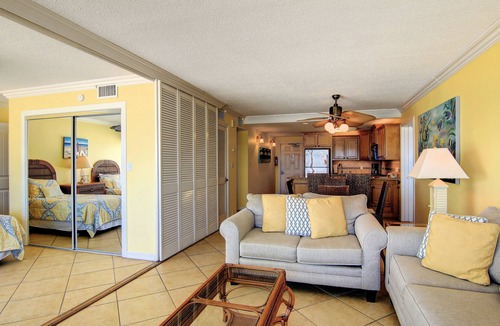 Corpus Christi Condo | Gulfstream Condos Double Unit | 2 Adjoining Beachfront Top-Floor Units