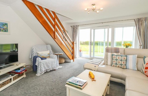 Kessingland House | Gull Cottage