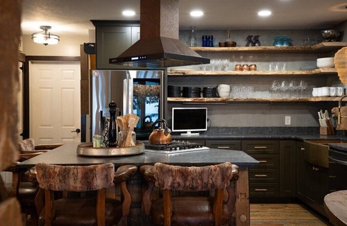 Nisswa Cabin | Gull Lake Luxury Home - Fireplace, Firepit, Grill