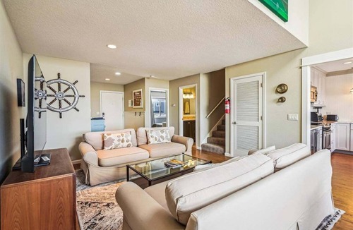 Tolovana Park Condo | Gull`s Nest - Oceanview Condo with Pool!