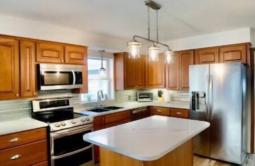 Shelbyville House | Gun Lake Serenity