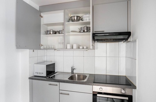 Gundeldingen Apartment | Gundeldingen studio w/Storage, nr Train Station, by Blueground