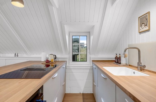 Nørre Lyngvig House | "Gunhwat" - 350m to the fjord by Interhome