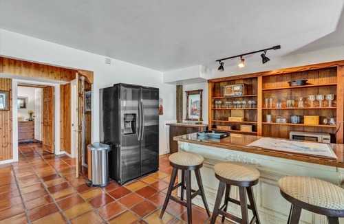 Smith Mountain Lake Villa | Gunner`s Lookout- Standout property in Bernard`s Landing- all the amenites but you will not want to leave the townhome!