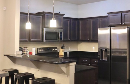 North Overton House | Guns Up Getaway N. Overton. Spacious 3-3 with optional studio. Walk to campus.