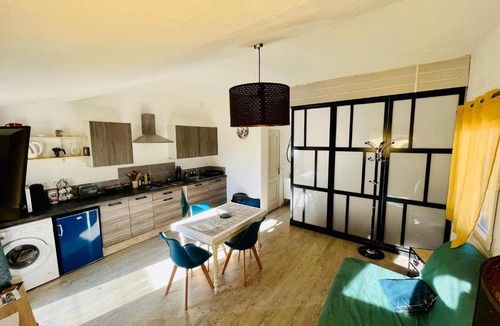 Hinx Apartment | Gure chokoa