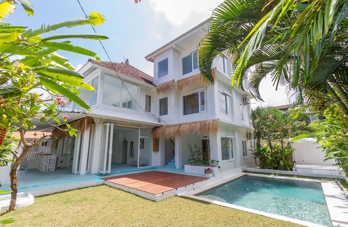 Berawa Villa | Guru Canggu