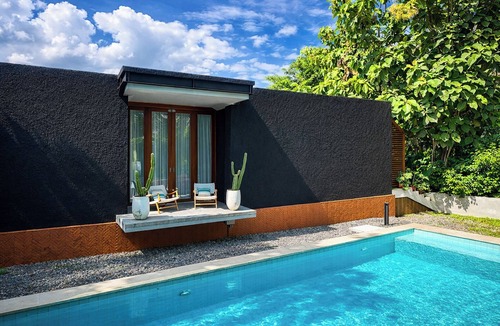 Srimulyo Apartment | Guru Giri Forest Cabin Villa (Include Breakfast)