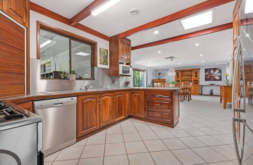 Moama House | Guthries Place - Echuca Holiday Homes