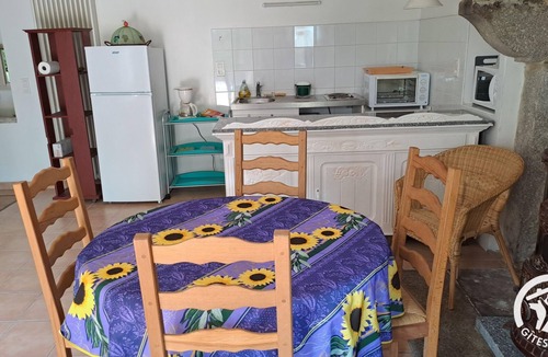 Le Bez House | Guyor - LE BEZ - Gîte