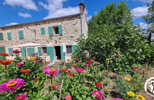 Le Bez House | Guyor - LE BEZ - Gîte