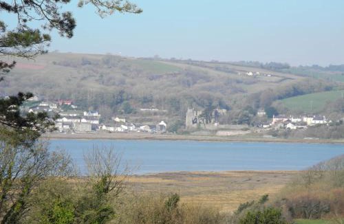 Llanybri House | Gwalia Llansteffan