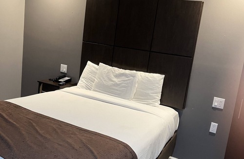 West Bronx Hotel | GWB Hotel