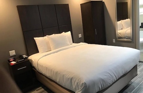 West Bronx Hotel | GWB Hotel