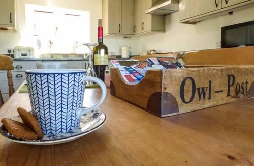 Welsh Frankton Cottage | Gwdihw