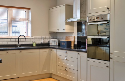 Widemouth Bay Ski Chalet | Gwelmor