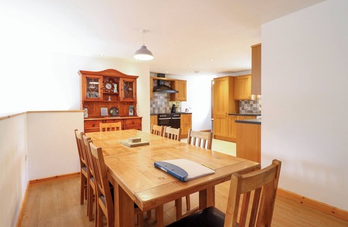 Llanbrynmair House | GWERNFFRIDD, with open fire in Llanbrynmair