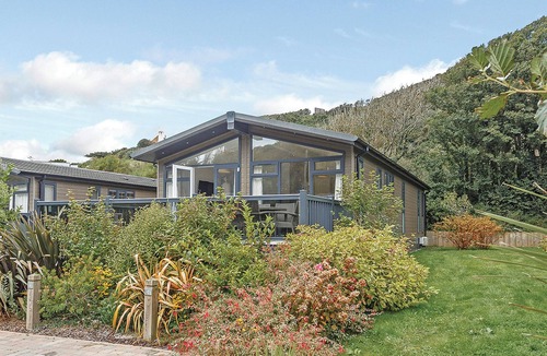 Mullion Ski Chalet | Gwithian Premier Lodge