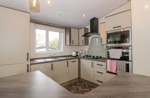 Milford on Sea Cottage | Gwydn Lodge