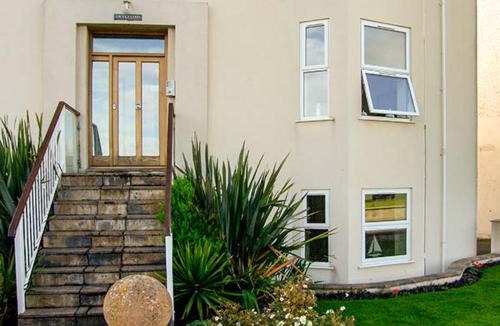 Llanfairfechan Apartment | Gwylanedd One