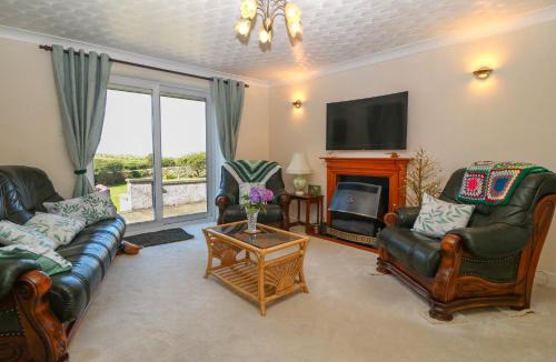 Llanfflewyn House | Gwynlys