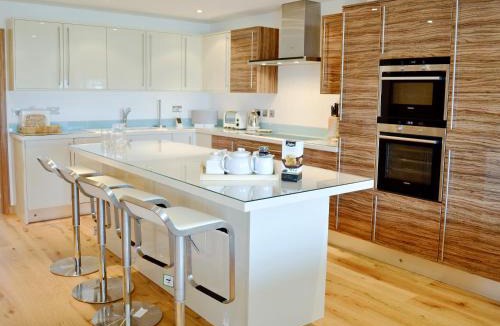 Maenporth House | Gylly Beach View - Tor