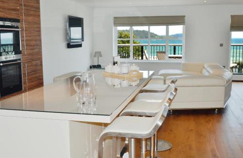 Maenporth House | Gylly Beach View - Tor