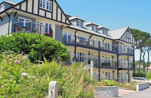 Maenporth Cottage | Gylly Beach View - TOR