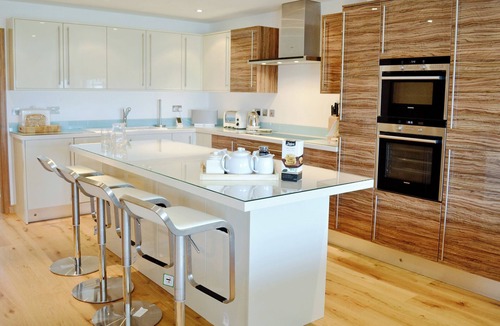 Maenporth Cottage | Gylly Beach View - TOR