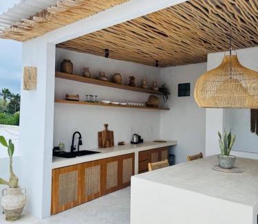 Mushroom Bay Villa | Gypsea Rest Private Villa