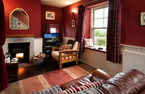 Kirk Yetholm House | Gypsy Palace