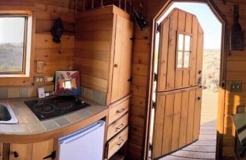 Arroyo Hondo House | Gypsy Rose Vardo for Adventurous Nature Loversn