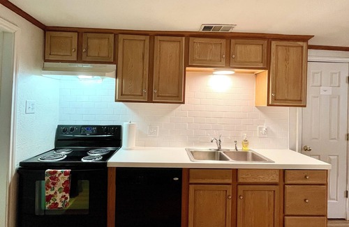 Wichita Falls House | Gypsy Terrace near MSU, hospital, & country club