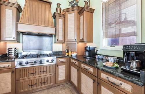 Jose's Hideaway House | Gypsy Wind: Gulf-Front w/Heated Pool, Hot Tub & Golf Carts
