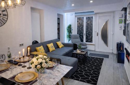 Beaumont-sur-Sarthe House | HÉBERGEMENT au BERCAIL