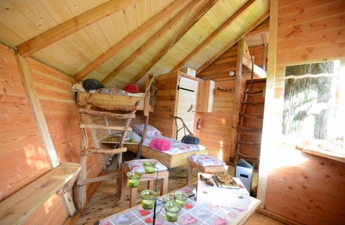 Perret Cabin | Hébergements de Quénécan