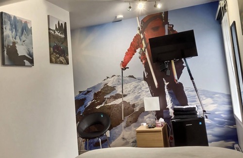 La Tuque House | Hébergement La Villa Du Charme Chambre des aventuriers