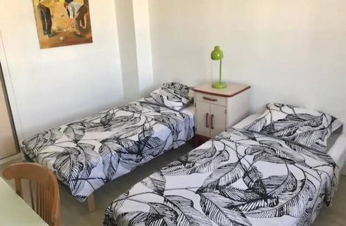 Aunay-sous-Auneau House | Hébergements le Camp D'auneau - Leboudubout
