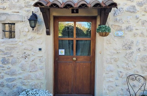 Salles-sous-Bois House | Hélène's house