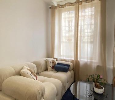 Hastings Apartment | Héra